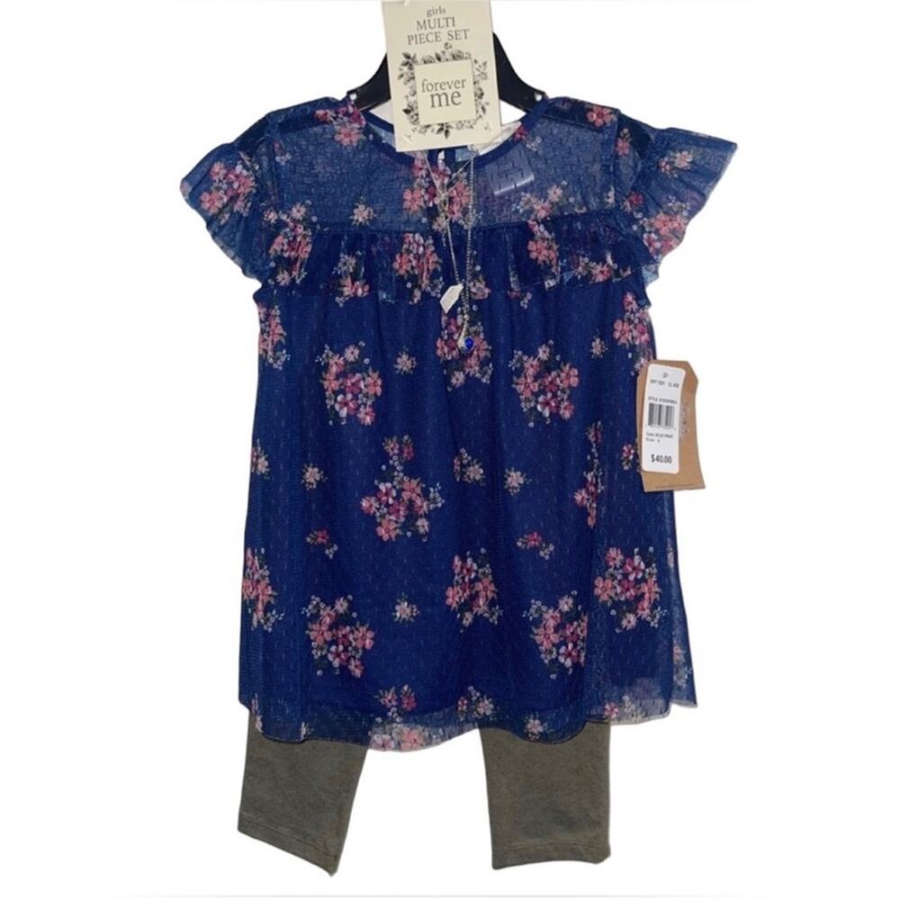 NWT! Girls Forever Me Multi Piece Set - Size 4 (MSRP $40)